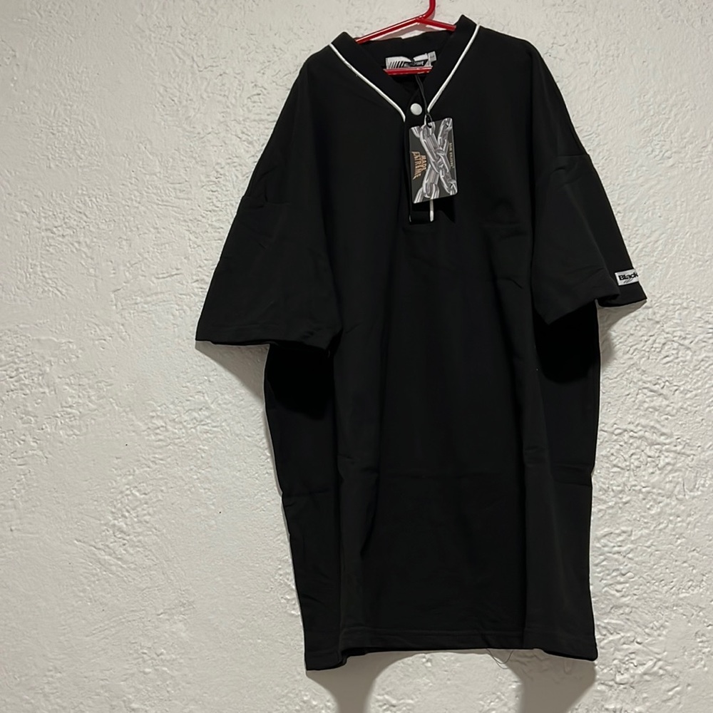 NWT black baseball shirt
